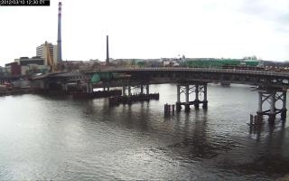 123001_618930275.jpg