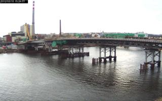 152401_338405620.jpg