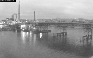 060401_731846485.jpg