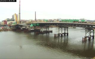 063102_007044762.jpg
