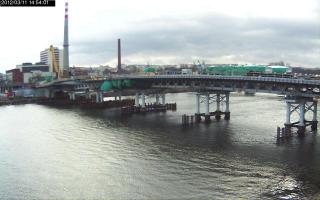 145401_629234081.jpg