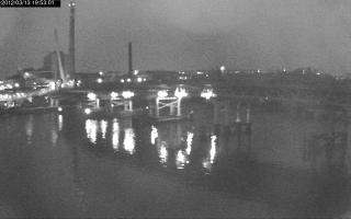 195301_098850080.jpg