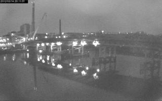 201101_746646420.jpg