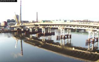 073701_861259461.jpg