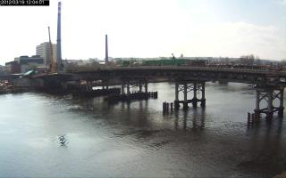 120401_897612076.jpg