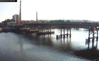 155701_929263625.jpg