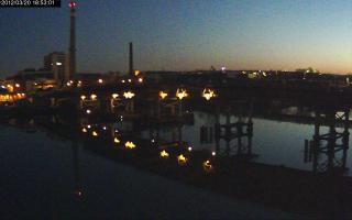 185301_758454311.jpg