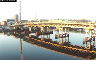 063301_984504633.jpg