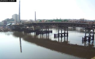 114401_467630669.jpg