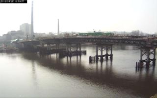 120501_920266482.jpg