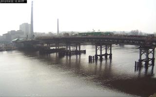 123001_760790484.jpg
