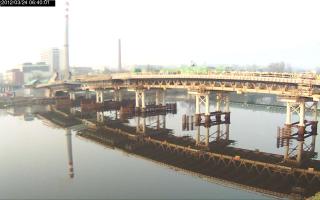 064001_832894001.jpg