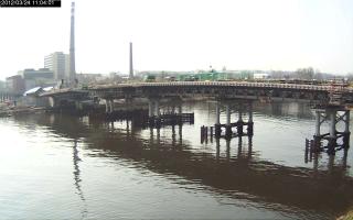 110401_608329747.jpg