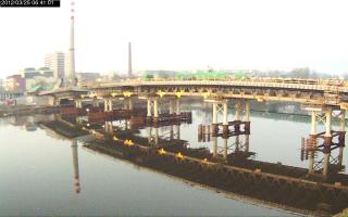064101_980705934.jpg