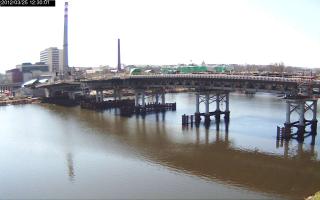123001_398800148.jpg