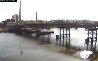 153901_601341525.jpg