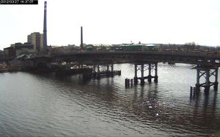 143701_644735032.jpg
