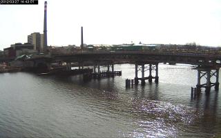 144301_911775020.jpg