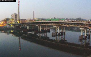 062301_749324745.jpg