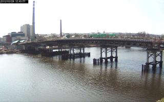 124501_379108192.jpg