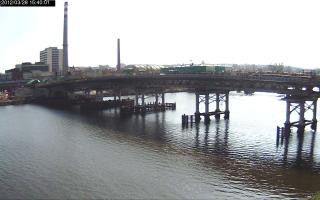 154001_850729667.jpg