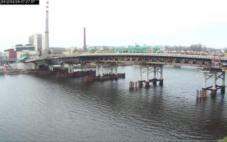072701_954385411.jpg