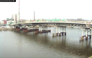 082702_005250235.jpg
