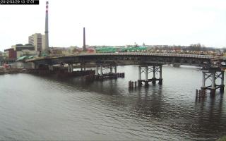 131701_954662954.jpg