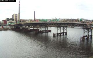 133701_963618050.jpg
