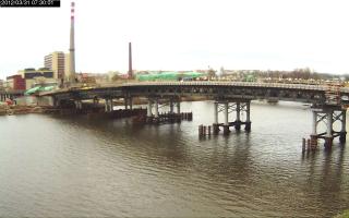 073001_857984478.jpg