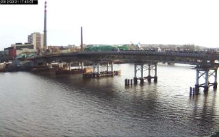 174501_930372576.jpg
