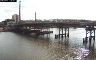 152101_685386735.jpg