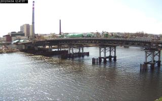 124701_179396775.jpg