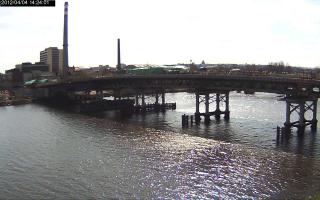 142401_965886829.jpg