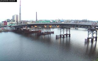 194301_903315798.jpg