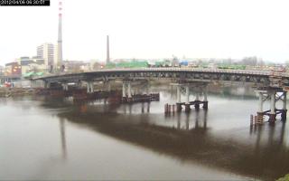 063001_818069468.jpg