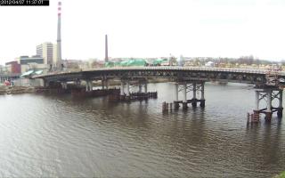 113701_560244100.jpg