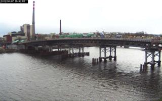 153301_370900846.jpg