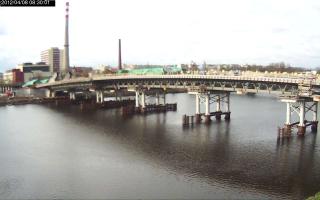 083001_669263080.jpg