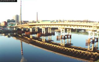 070301_765246101.jpg