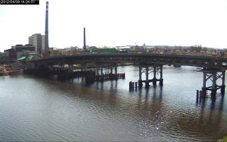 142401_079068138.jpg