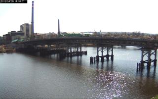 144001_935352220.jpg