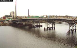 123001_819854084.jpg