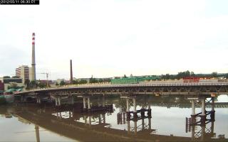 063001_524598350.jpg