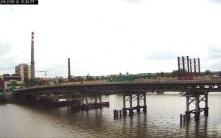 153001_768104007.jpg