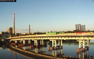 061002_021452357.jpg