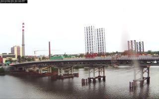 200001_826052577.jpg