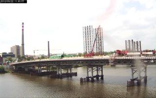 113001_899755136.jpg