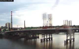 194002_020622213.jpg