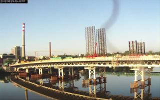 064301_422079031.jpg